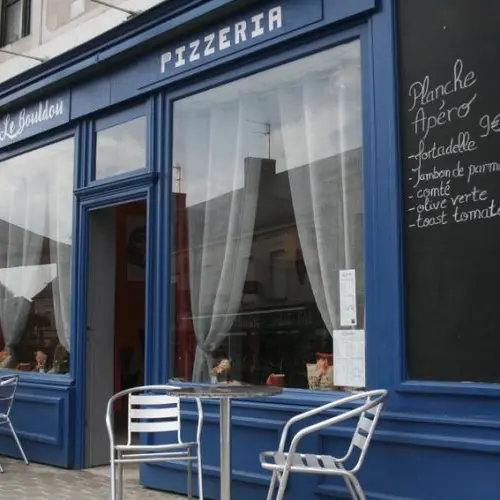 Devanture-2-q7aed3hiwgs8z9frgt51lkxve1ug41fu51icwwg16w