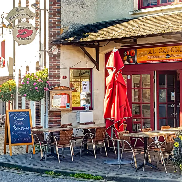 Restaurant-pizzeria Al Capone - Saint-Léonard-des-Bois - extérieur
