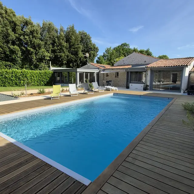 Gîte agréé Gîtes de France en Vendée : Piscine_1