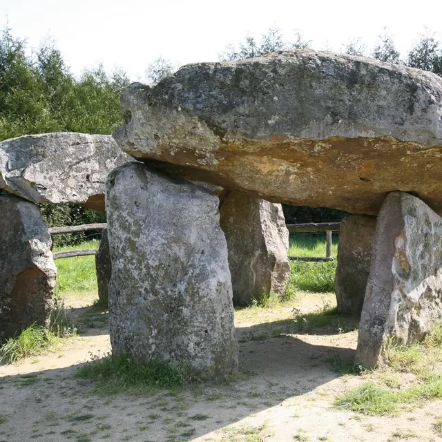 PCU53-dolmen-des-erves-2