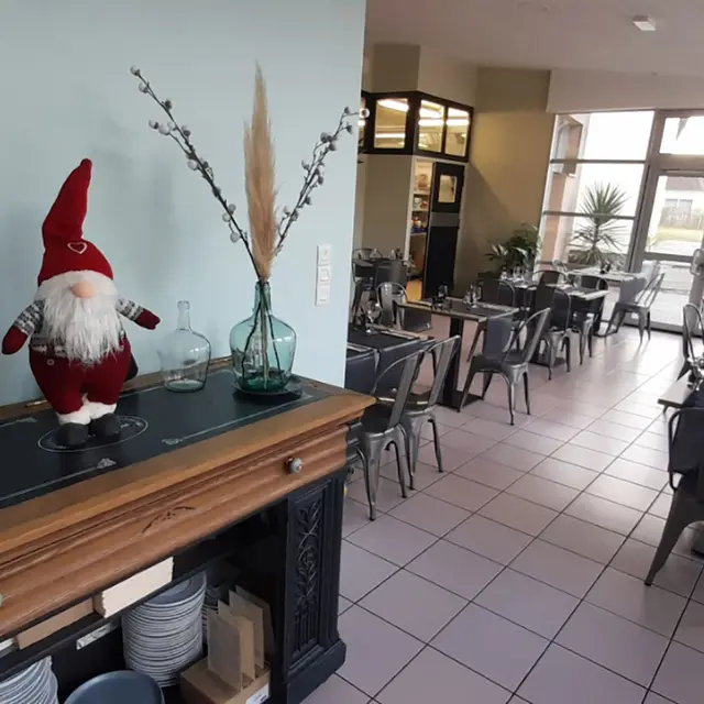 La Pomme de Pin_Thorée les Pins