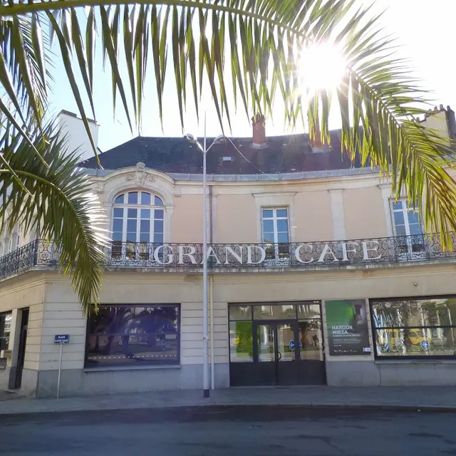 Le Grand café