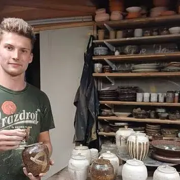 MjAyNDA4YWM5ZWZiYTE0MDc5MDdjNWNiNGNjMzU2MDNkNWYzNGU