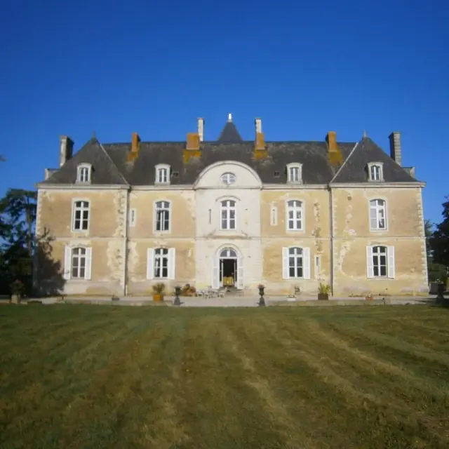 PCU-chateau-Noirieux-StLaurent0101
