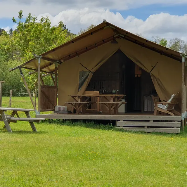 Lodge à la Ferme Equestre des Bleuets