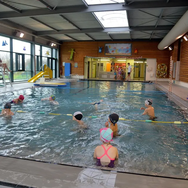 Piscine-Saint-Andre-des-Eaux--Christian-ROBERT-CARENE