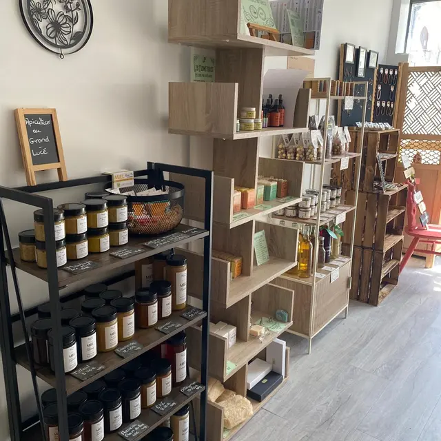 Boutique partagée Lutopia_Luceau