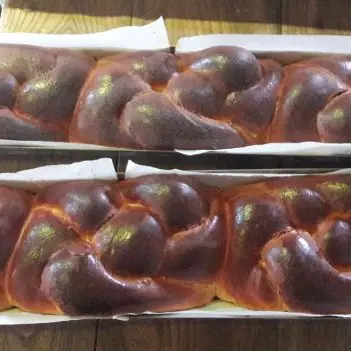 brioches cuites au four à bois