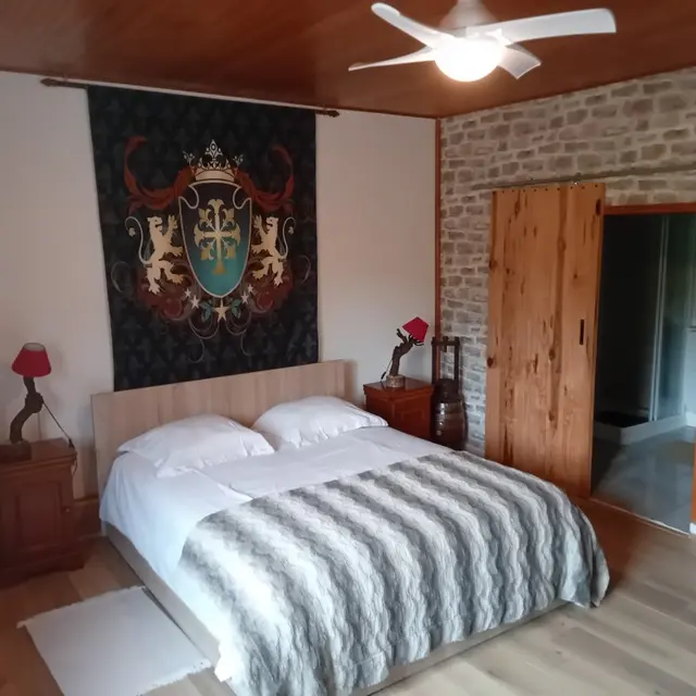 chambre-d-hotes-domaine-médieval-de-la-motte-rives-du-fougerais-85-1