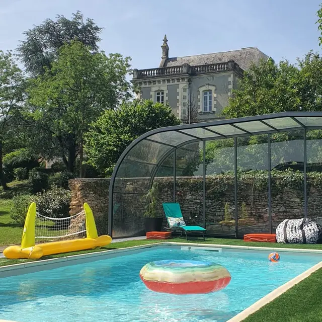 domaine-la-capitainerie-piscine-bazoges-en-pareds-vendee-85- (2)
