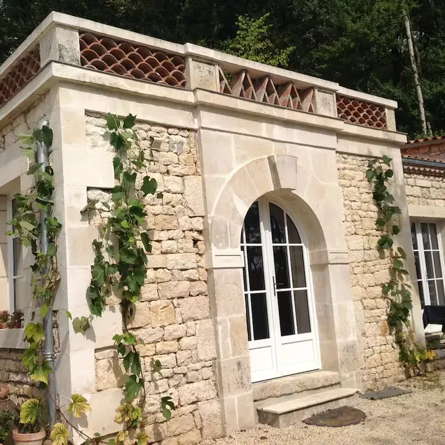 l-orangerie-du-domaine-gite-meuble-fontenay-le-comte-85-01