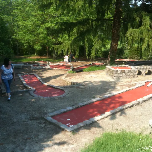 mini-golf-fresnay-sur-sarthe-72-loi-1