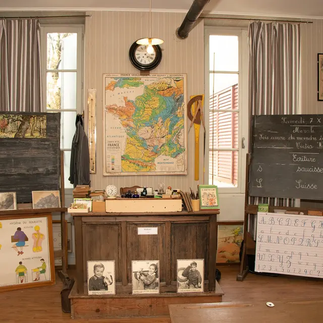 photo 2 autrefois l'école