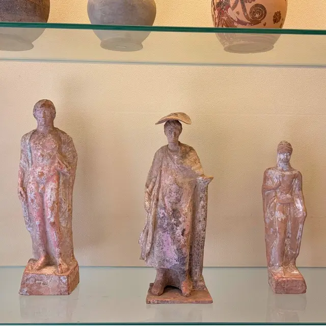 Des statuettes Tanagras