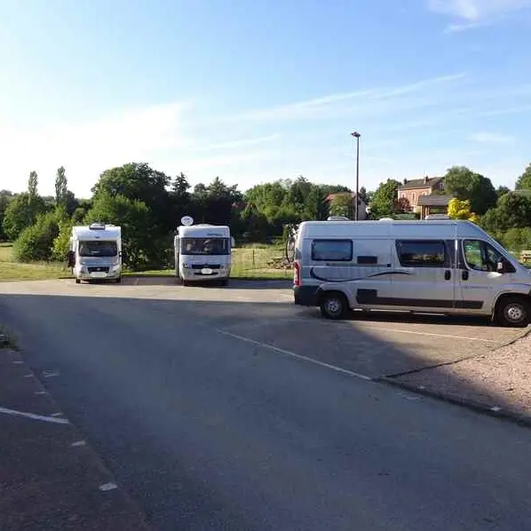 Aire d'accueil camping-car_1