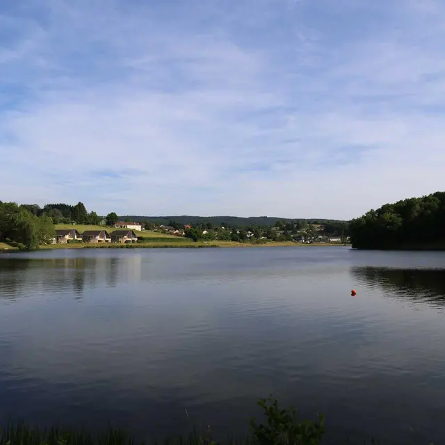 lac-de-chateau-neuf-depuis-rive-nord-depart-rando_1