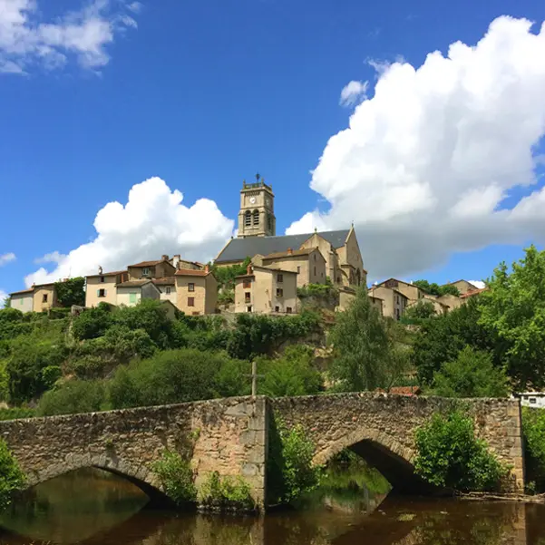 Vue depuis les rives du Vincou_1