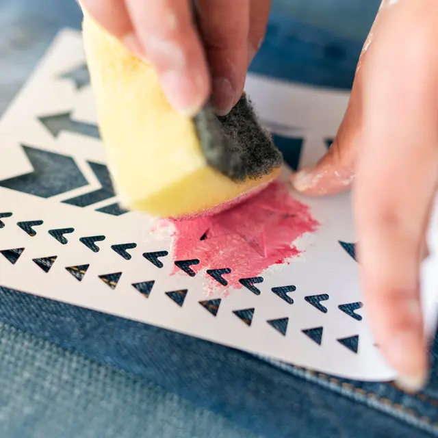 Les ateliers des enfants : Poichoir sur toile