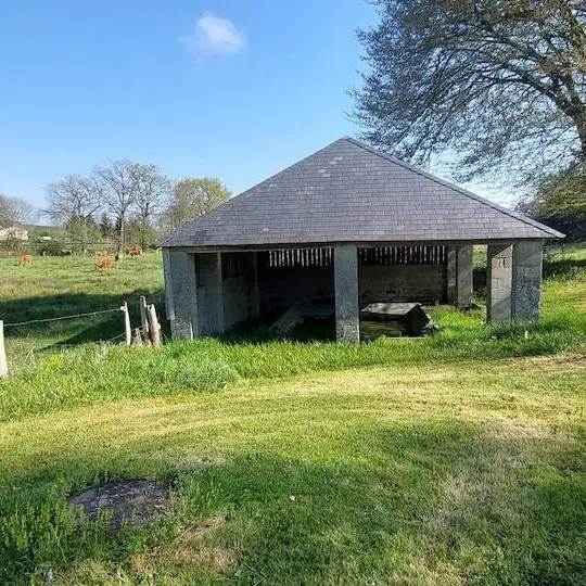 Chemins des collines, lavoir