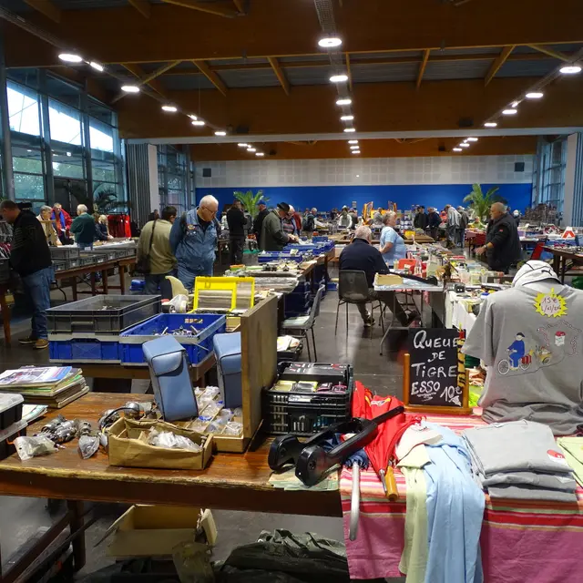 Bourse d'échanges autos, motos et cyclos