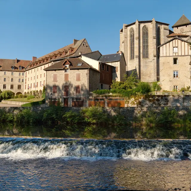 Eymoutiers Vienne Mairie Collégiale