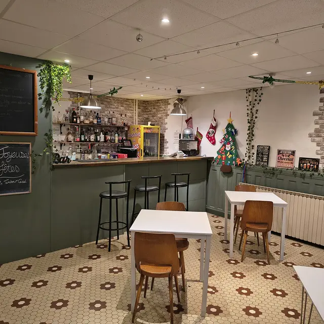 Bar
