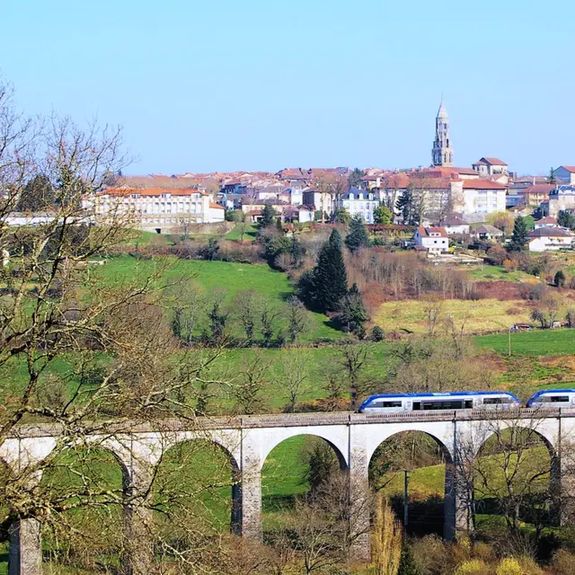 St-Léonard Viaduc train