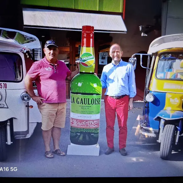 Tuktuk visite distillerie ©Tuktuk de Limoges (1)