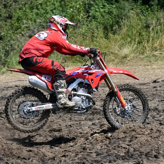 artellliii72-motorbike-