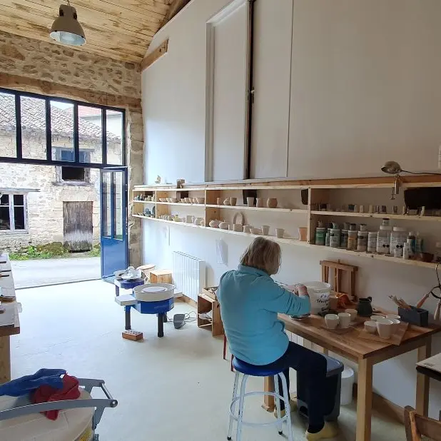 atelier_ceramique_viviane_mauptit_vue_interieure