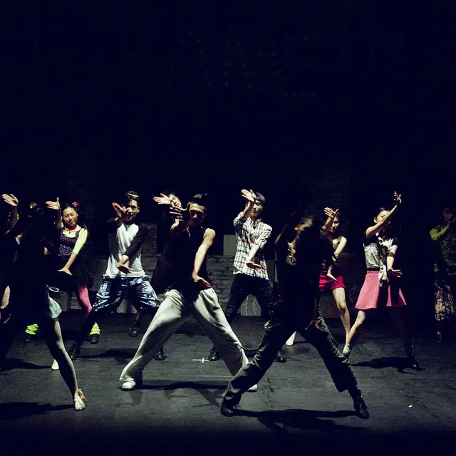 dance-4