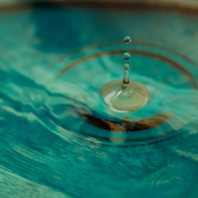 drops-falling-water