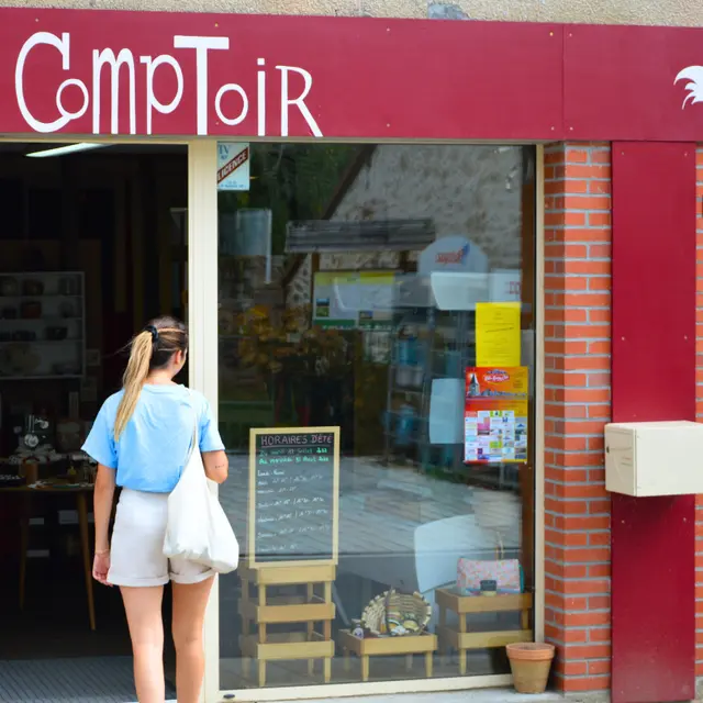 café-épicerie-le-comptoir-saint-priest-ligoure