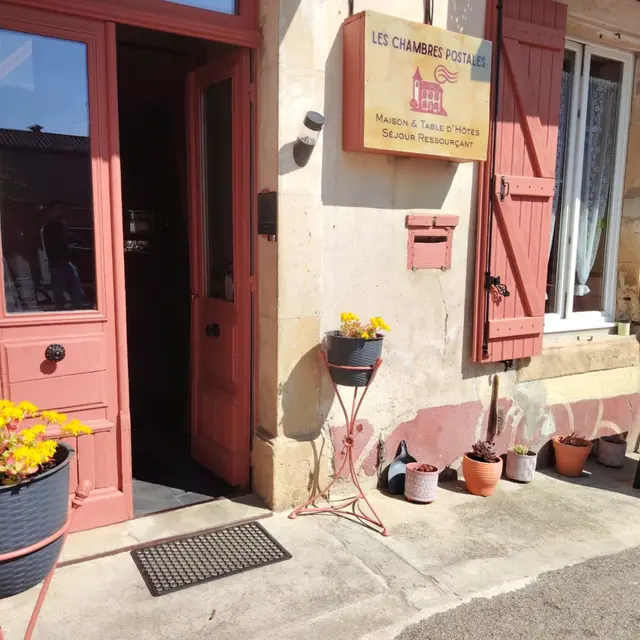 LES CHAMBRES POSTALES