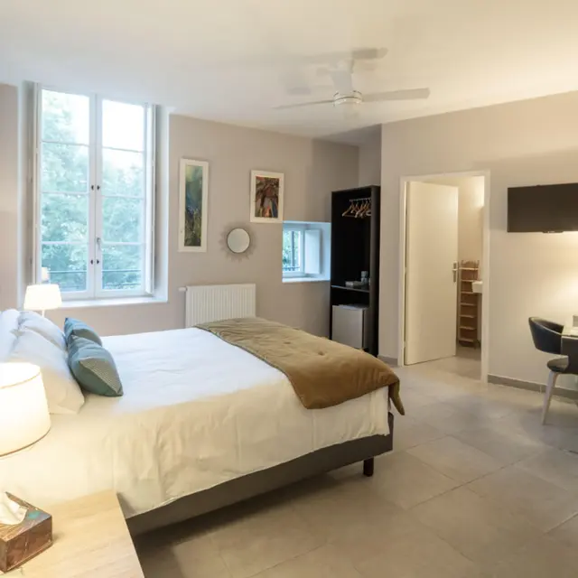 11G900421 Le Grenier Occitan - Tilleul_1