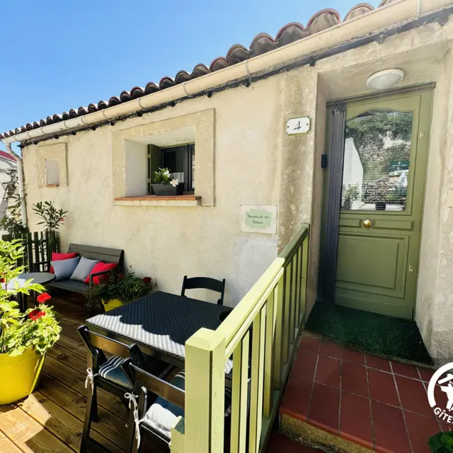 11G3276 - Le Balcon_1