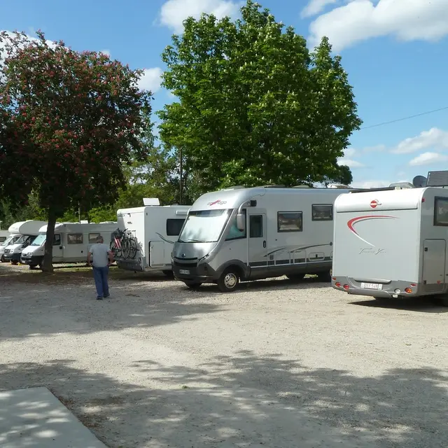 AIRE-CAMPING-CARS-LIMOUX