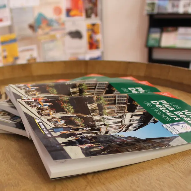 Bureau d’information touristique de Limoux-place de la république