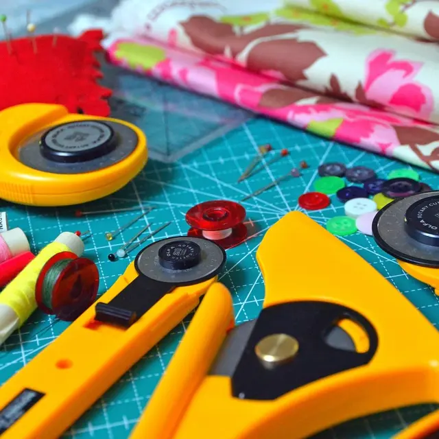 cutting-tool-3673062_1920