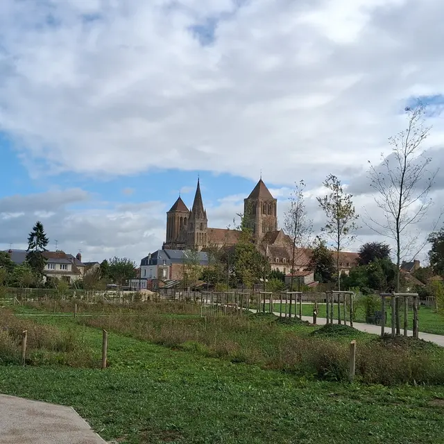 Vue du parc des Tanneries côté rue de l'Eau
