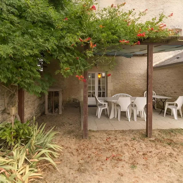 Les Trois Colombes