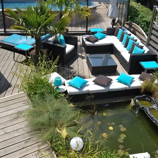 Le Cottage