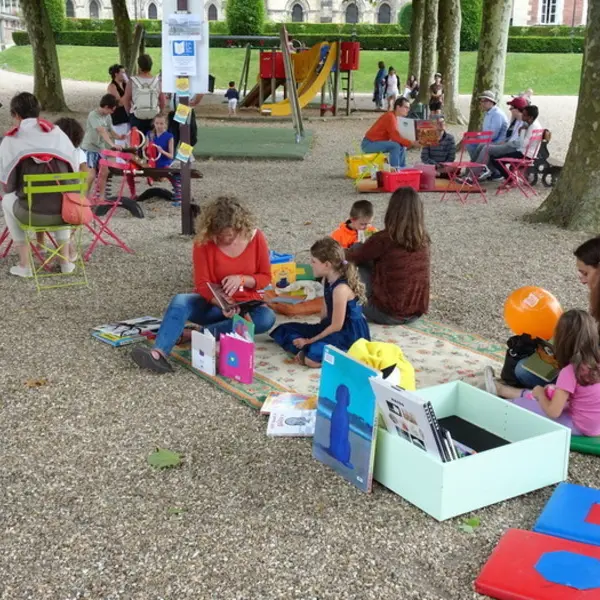 BIB AU JARDIN LISIEUX CALN