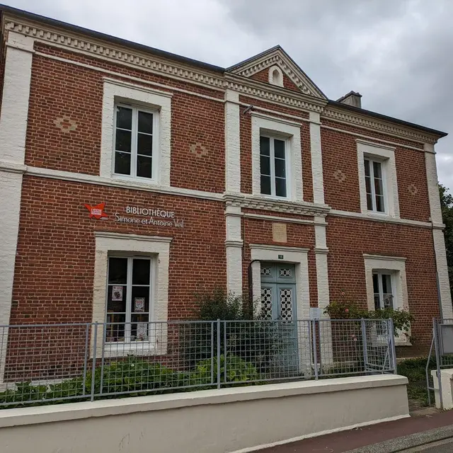 Bibliotheque Simone et Antoine Veil de Cambremer