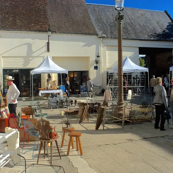 Cour des brocanteurs