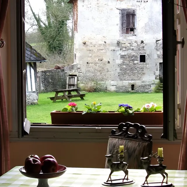 La Ferme du Chateau - gite - Philippe Gurrey - Fauguernon (vue)