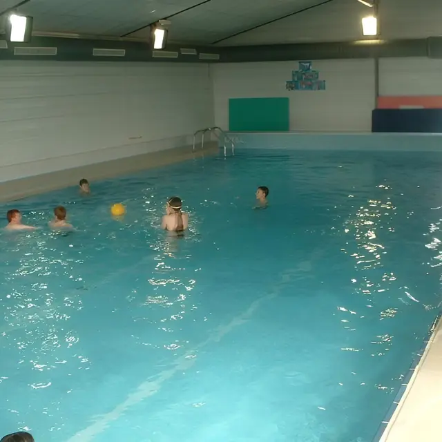 Piscine-de-Saint-Pierre-sur-Dives-Bassin-couvert