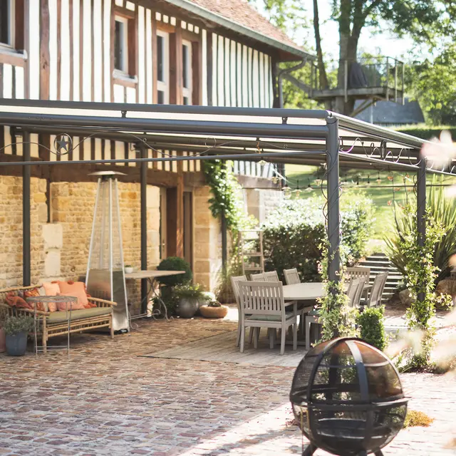 Pommeraie-Domaine-le-coq-enchante-01