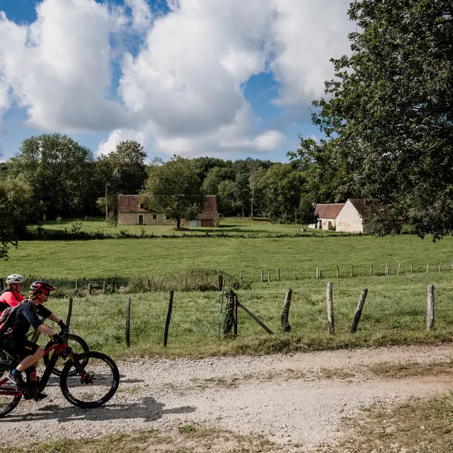 Tour_des_collines_du_Perche_a_VTT__Saint-Mard-de-Reno_-_Thomas_Le_Floc_H-Thomas_Le_Floc_H-25970-1600px