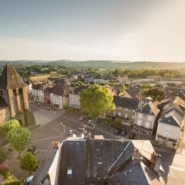 Tour_Cesar_-_Allassac-Malika_TURIN-1122-1200px